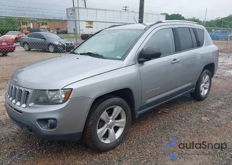 2014 Jeep Compass Sport из США, поврежденный, VIN 1C4NJDBB9ED924347